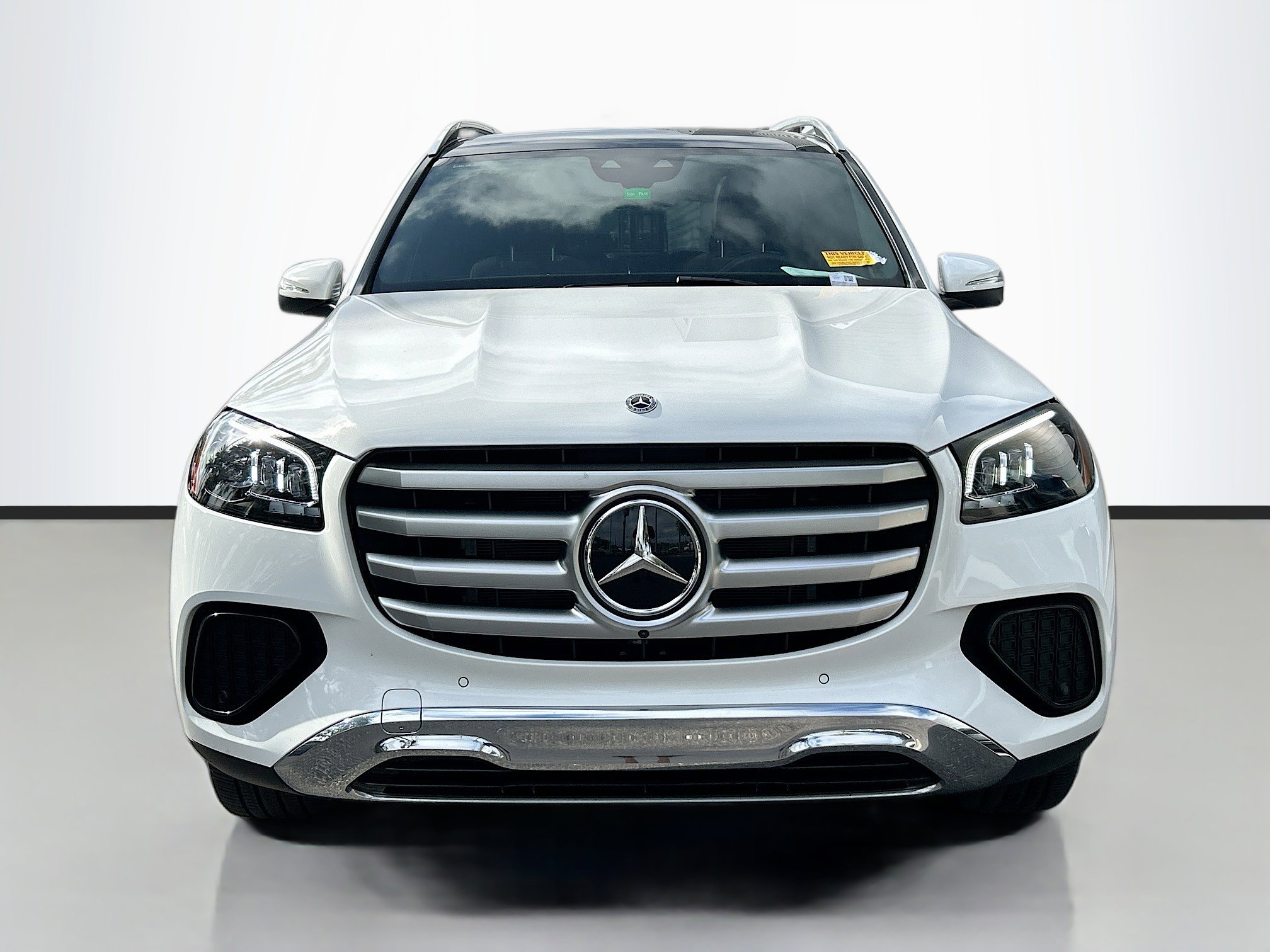 2024 Mercedes Benz GLS 450 4MATIC photo 2