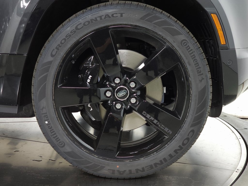 2025 LAND ROVER DEFENDER - Image 10