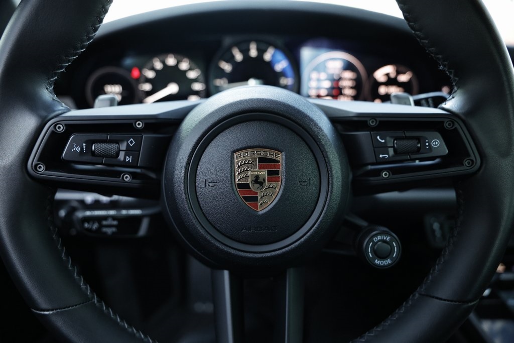 2023 Porsche 911 T photo 29