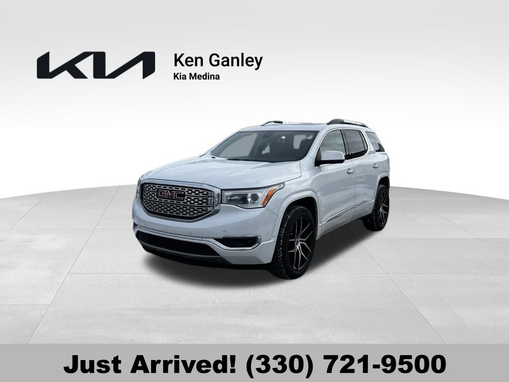 2019 GMC Acadia Denali's photo