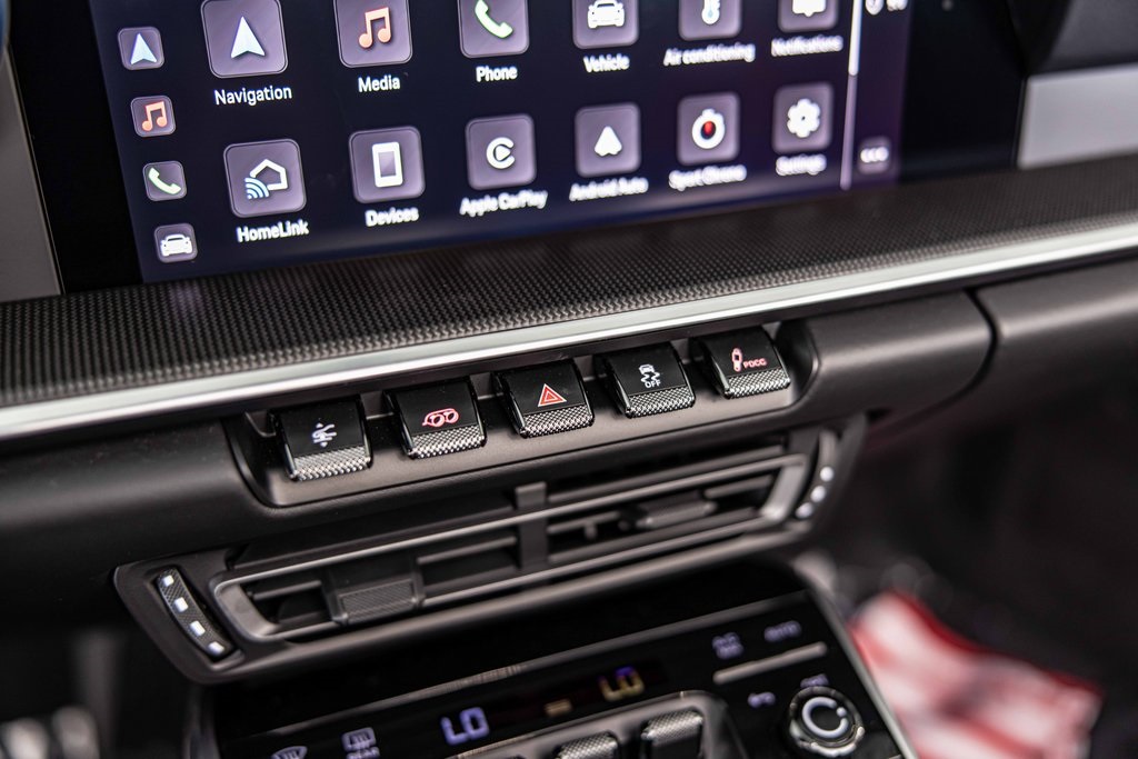 2025 PORSCHE 911 - Image 29