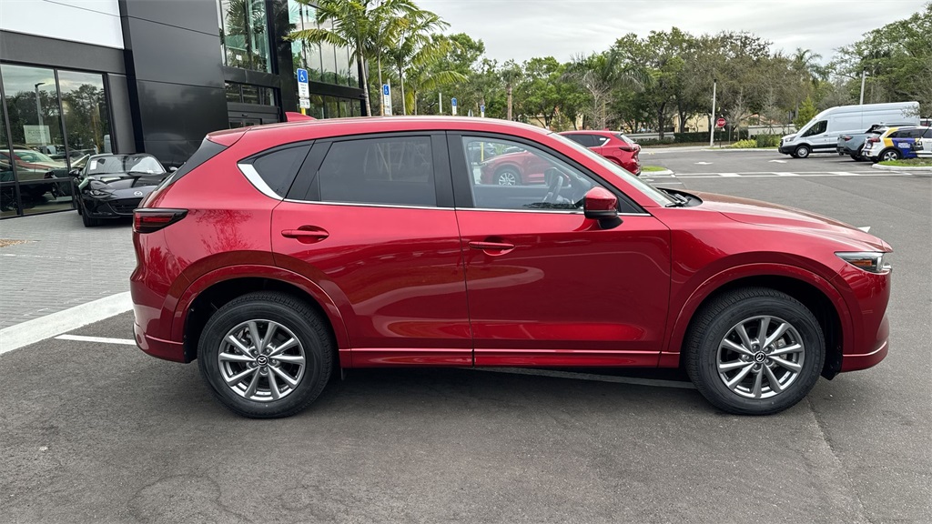 2024 Mazda CX-5 2.5 Select photo 4