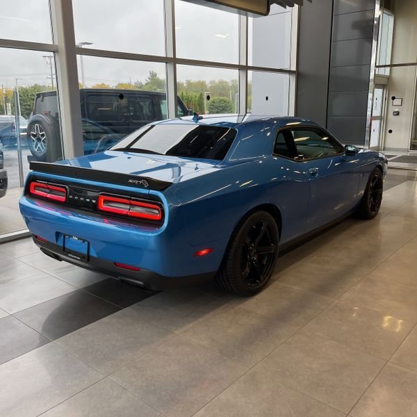 2016 Dodge Challenger SRT8 Hellcat photo 3