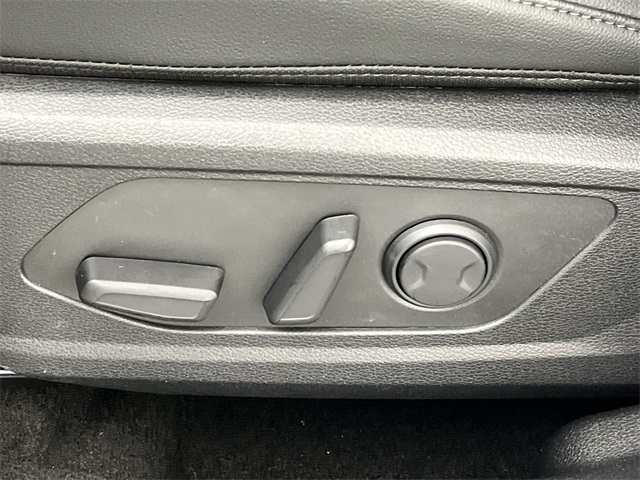 2026 Kia Sportage X-Line photo 3