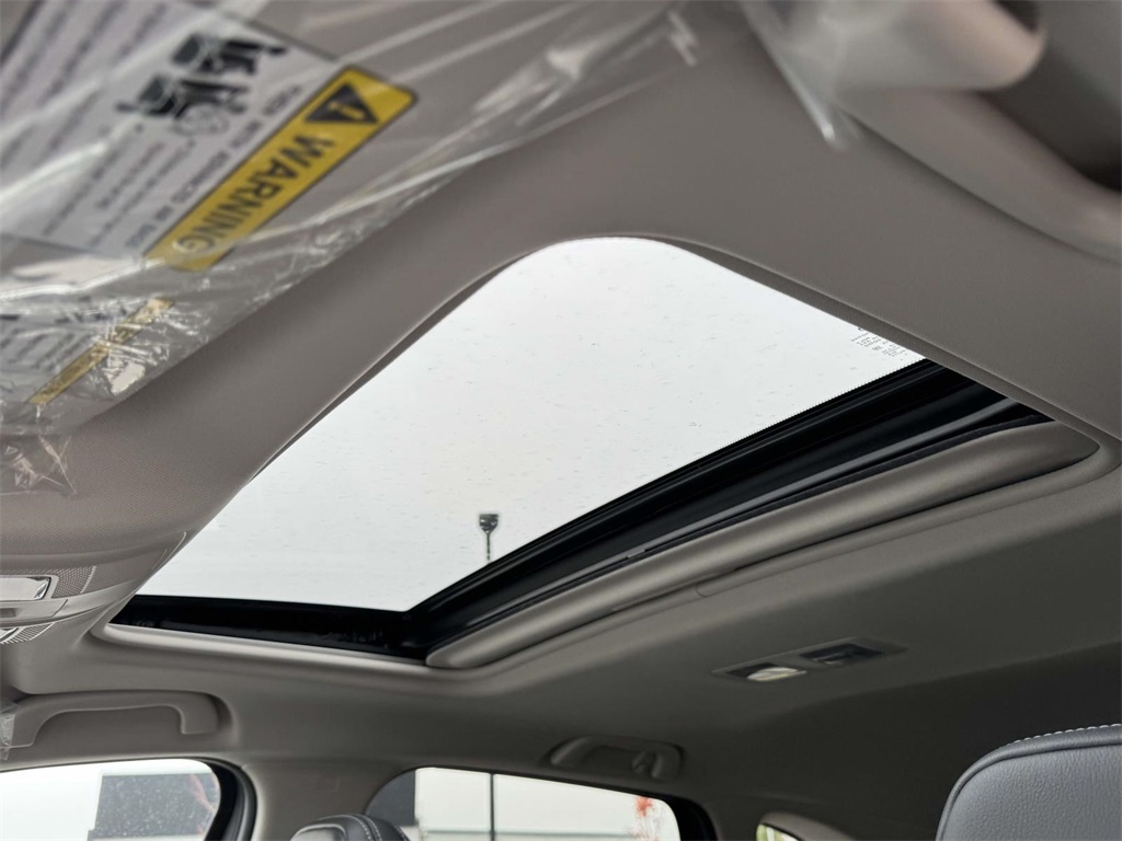 2025 Mazda CX-5 Preferred photo 4