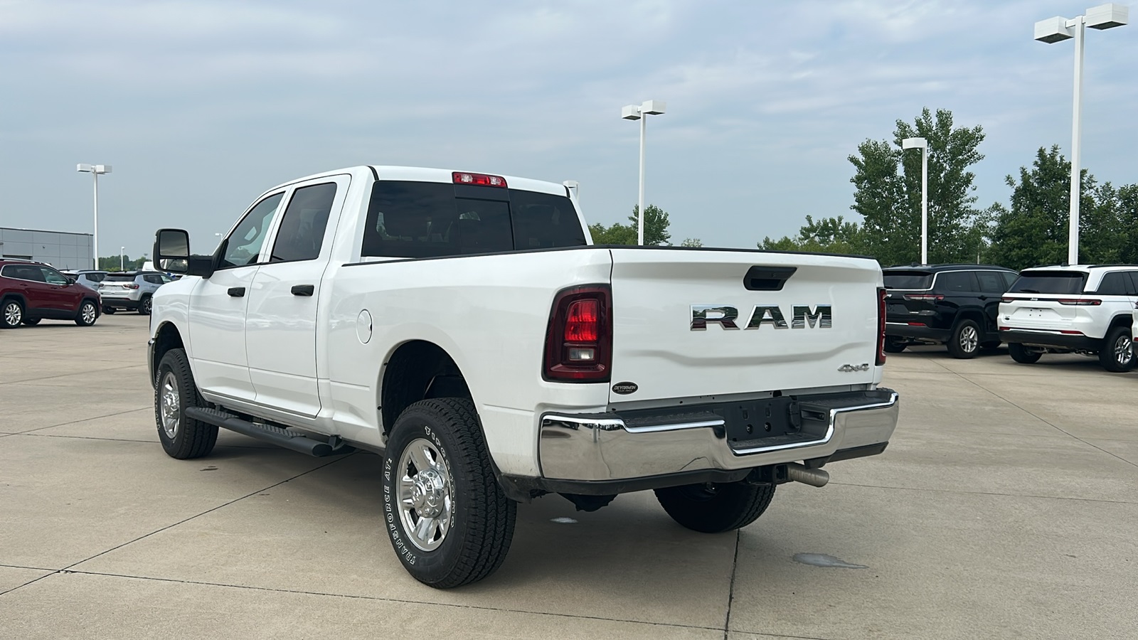 2025 Ram 2500 Tradesman photo 5