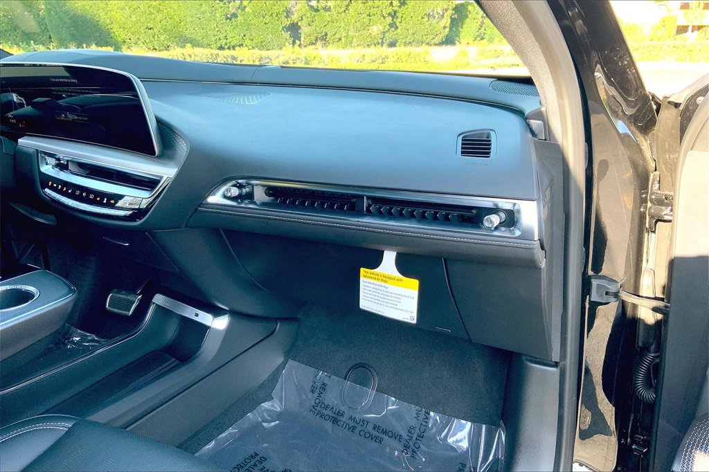 2026 Cadillac Lyriq photo 26