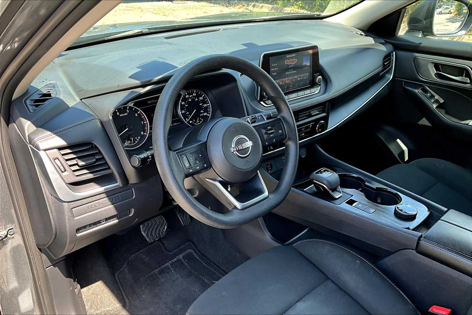 2024 Nissan Rogue S AWD photo 17