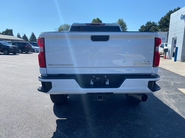 2024 Chevrolet Silverado 2500HD High Country photo 4