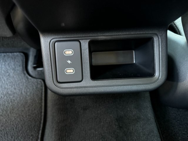 2025 Kia K4 LXS photo 11