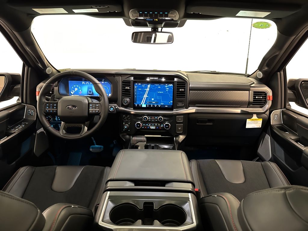 2025 Ford F-150 Raptor photo 3