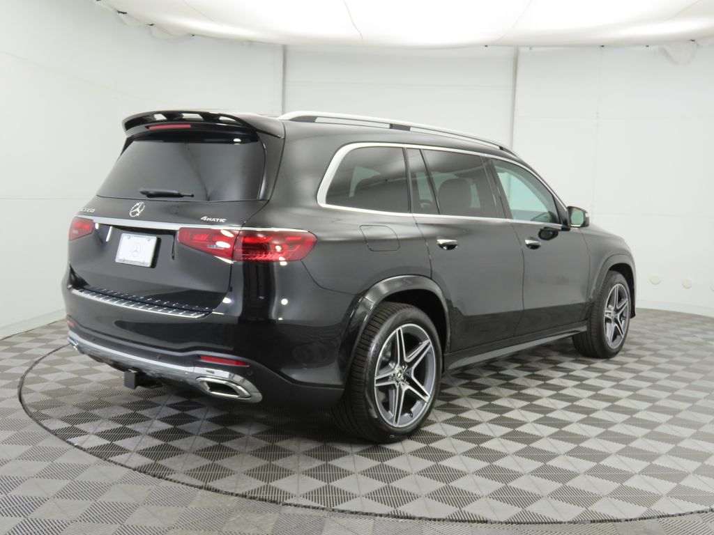 2025 Mercedes Benz GLS 450 4MATIC photo 4