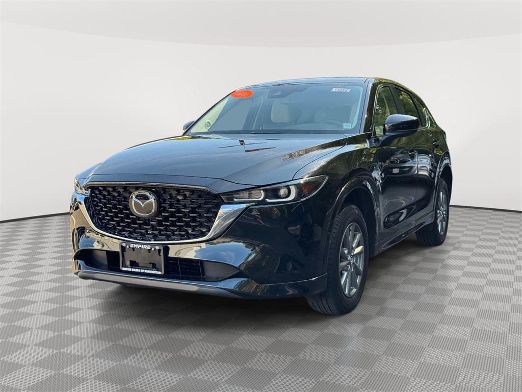 2025 Mazda CX-5 2.5 S Preferred photo 3