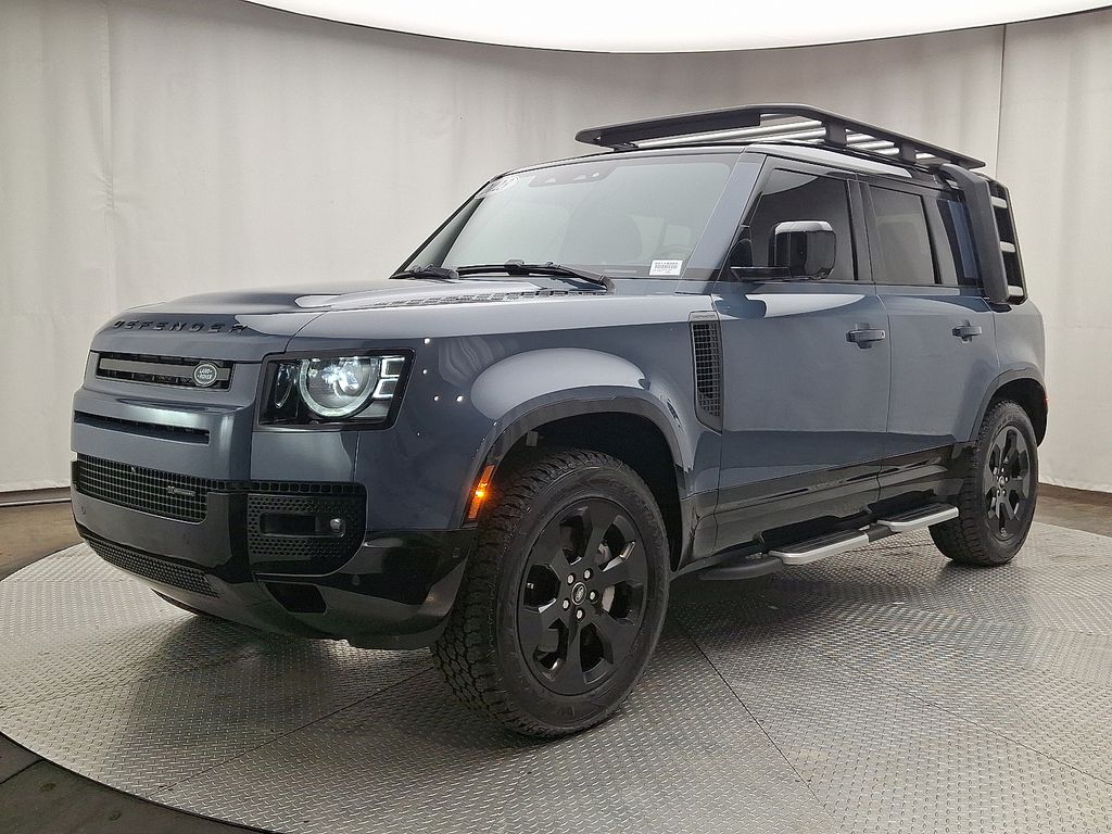 2023 Land Rover Defender X-Dynamic SE's photo