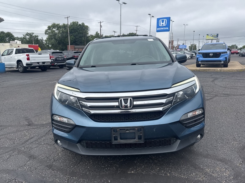 2017 Honda Pilot EX photo 2