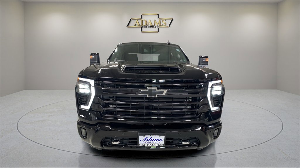 2025 Chevrolet Silverado 2500HD High Country photo 8