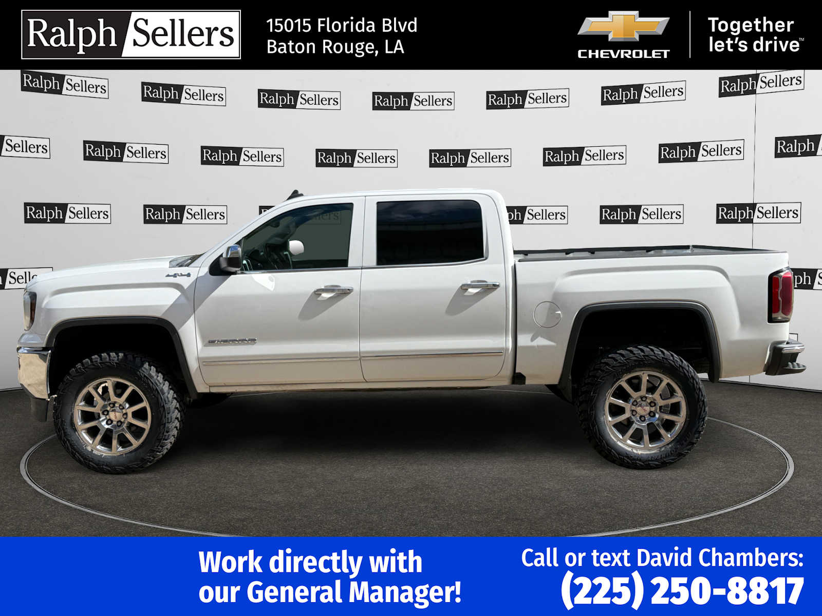 2018 Toyota RAV4 SLT photo 2