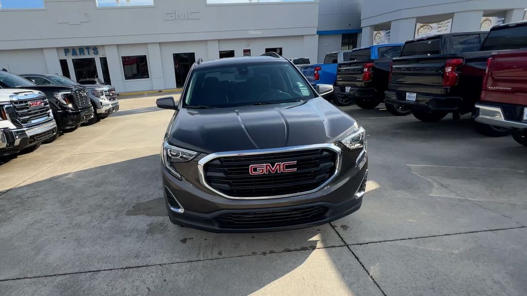 2020 Gmc Terrain SLE photo 3