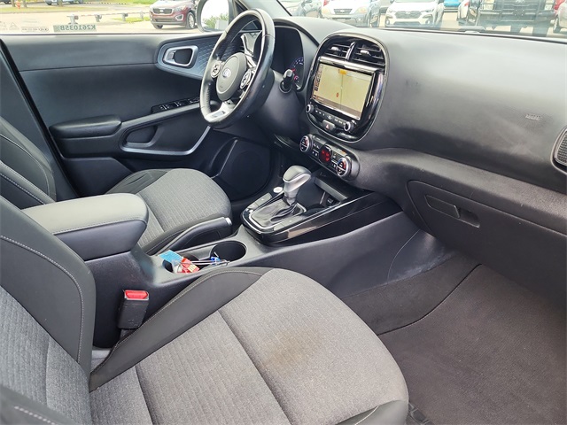 2020 Kia Soul EX photo 18