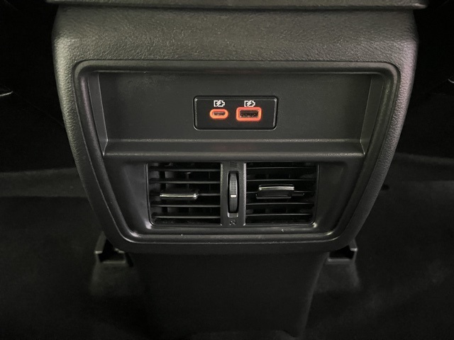 2023 Nissan Murano SV photo 11