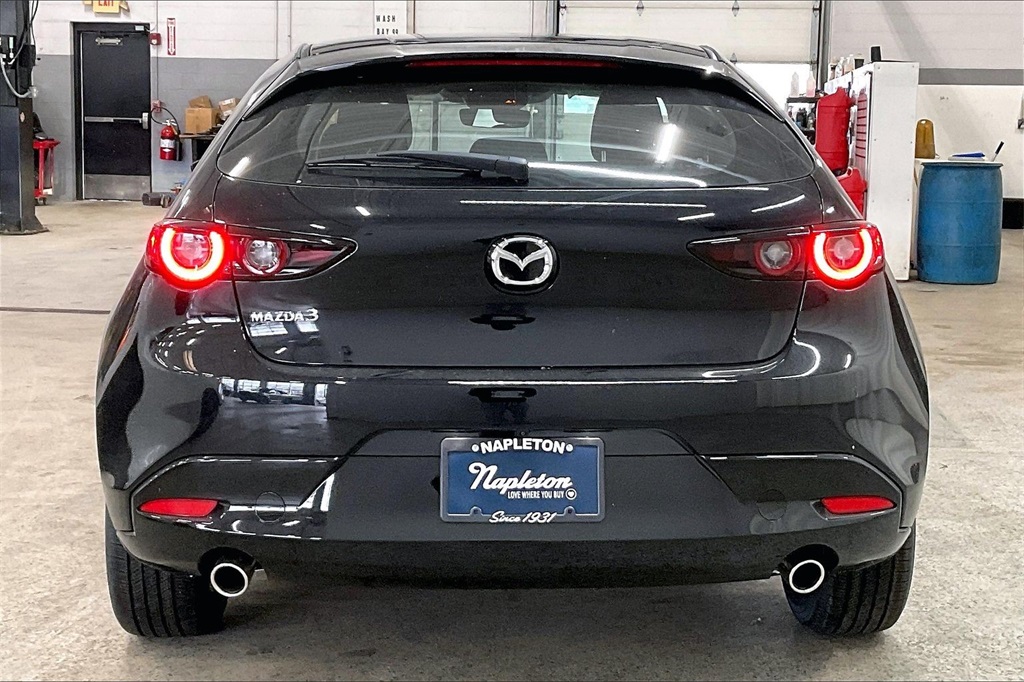2026 MAZDA MAZDA3 - Image 3