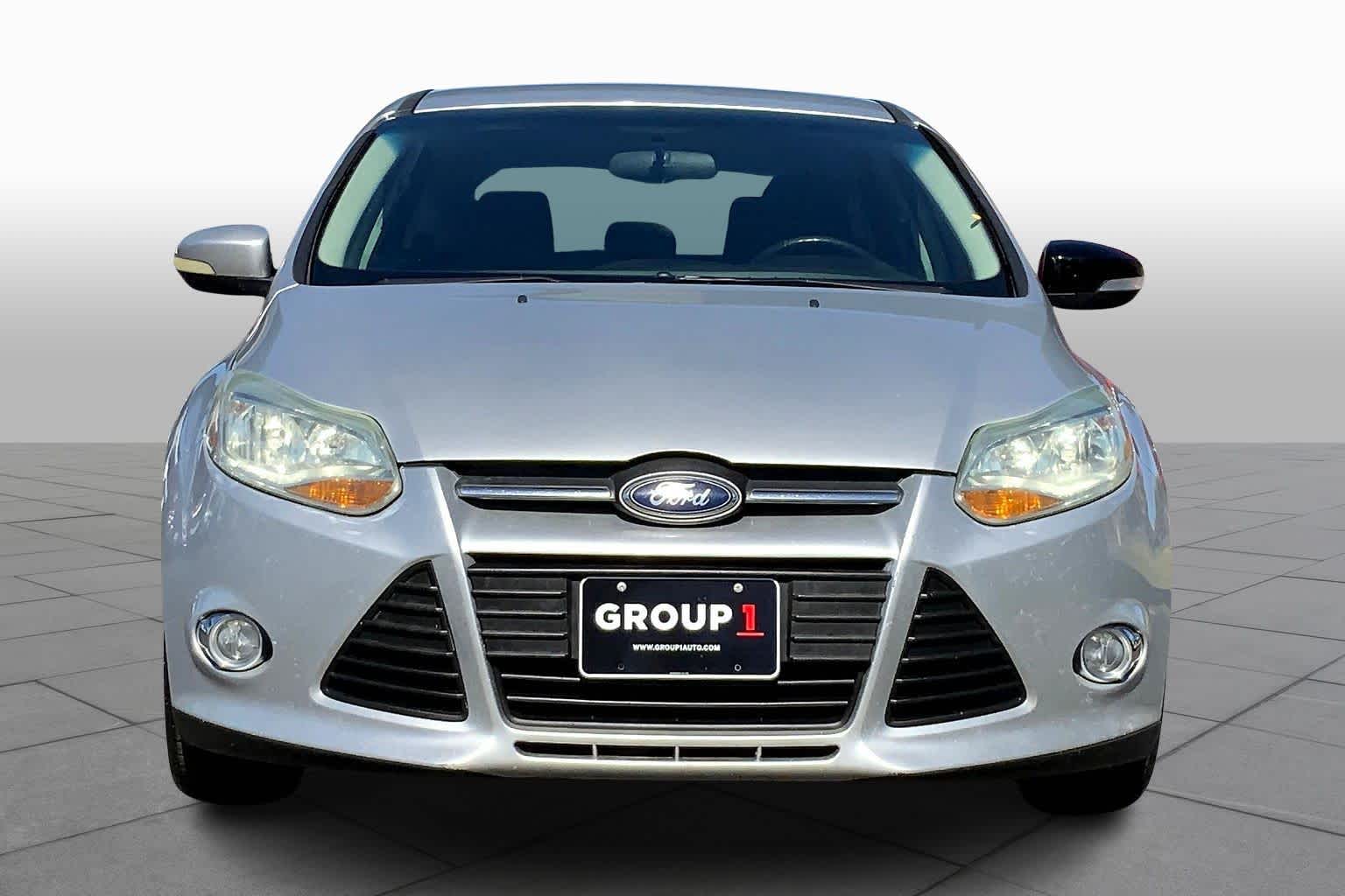 2014 Ford Focus SE photo 3