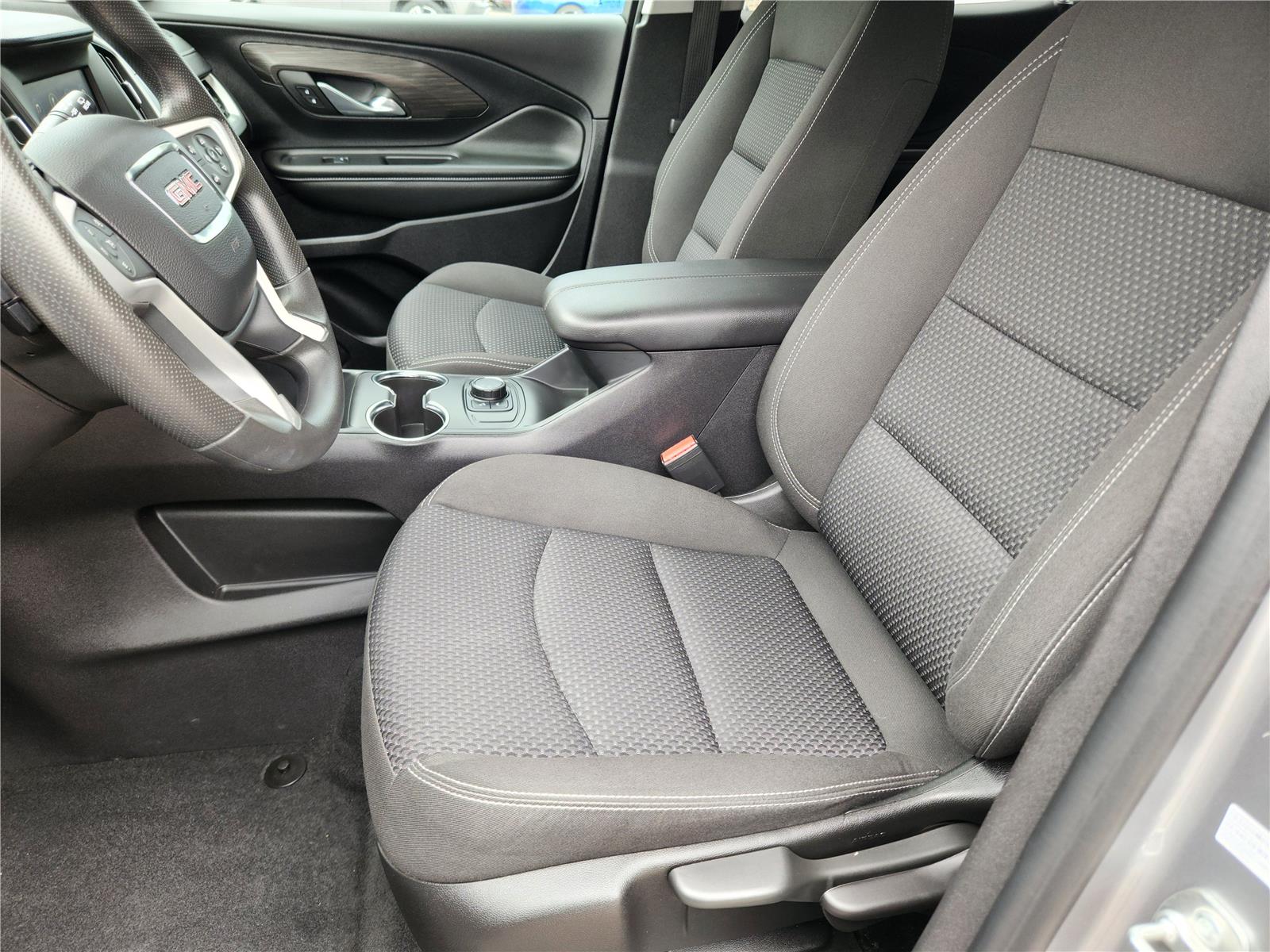 2024 Gmc Terrain SLE photo 9