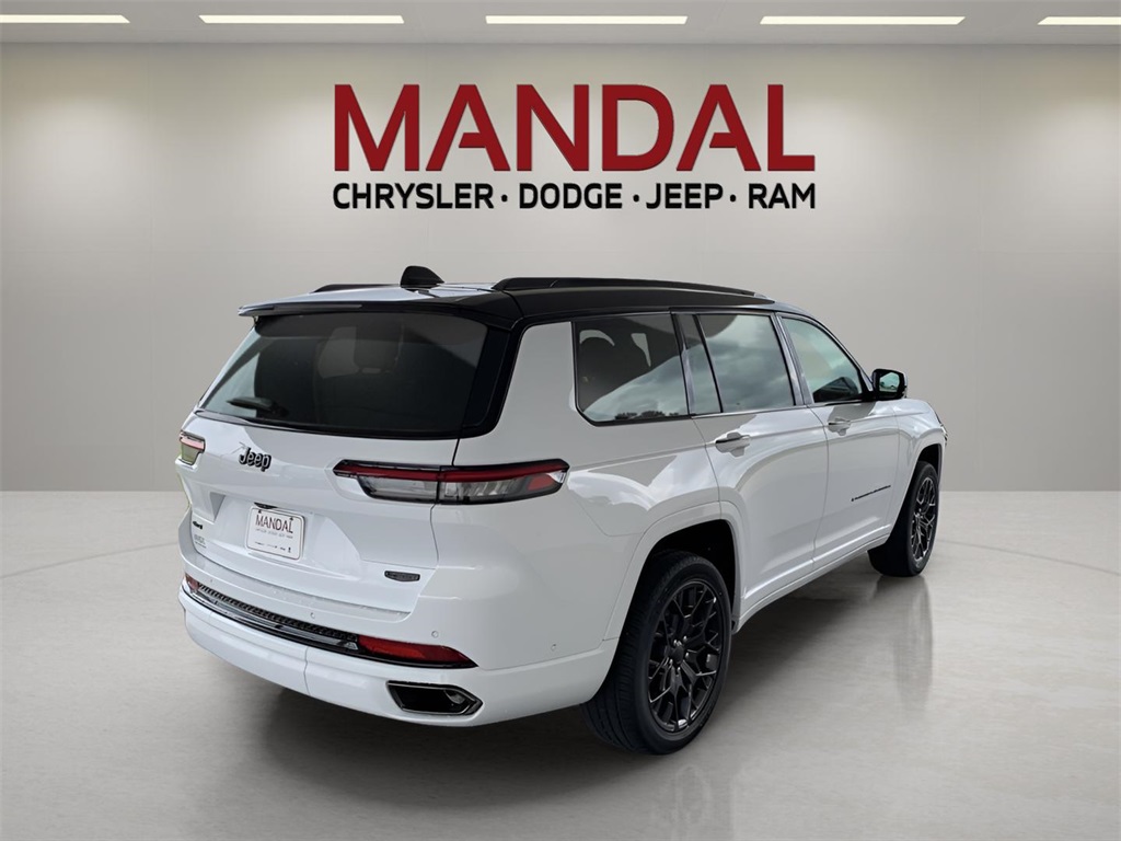 2025 Jeep Grand Cherokee L Summit photo 7