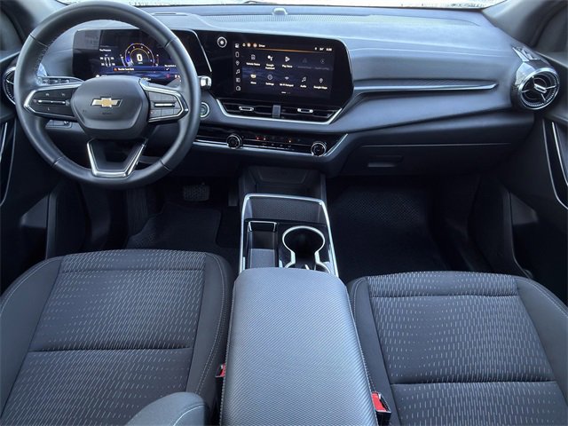 2025 Chevrolet Equinox LT photo 4