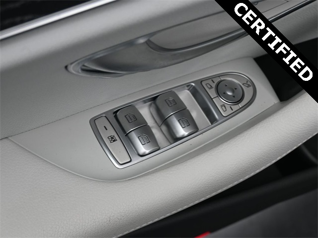 2022 Mercedes Benz E 350 photo 13