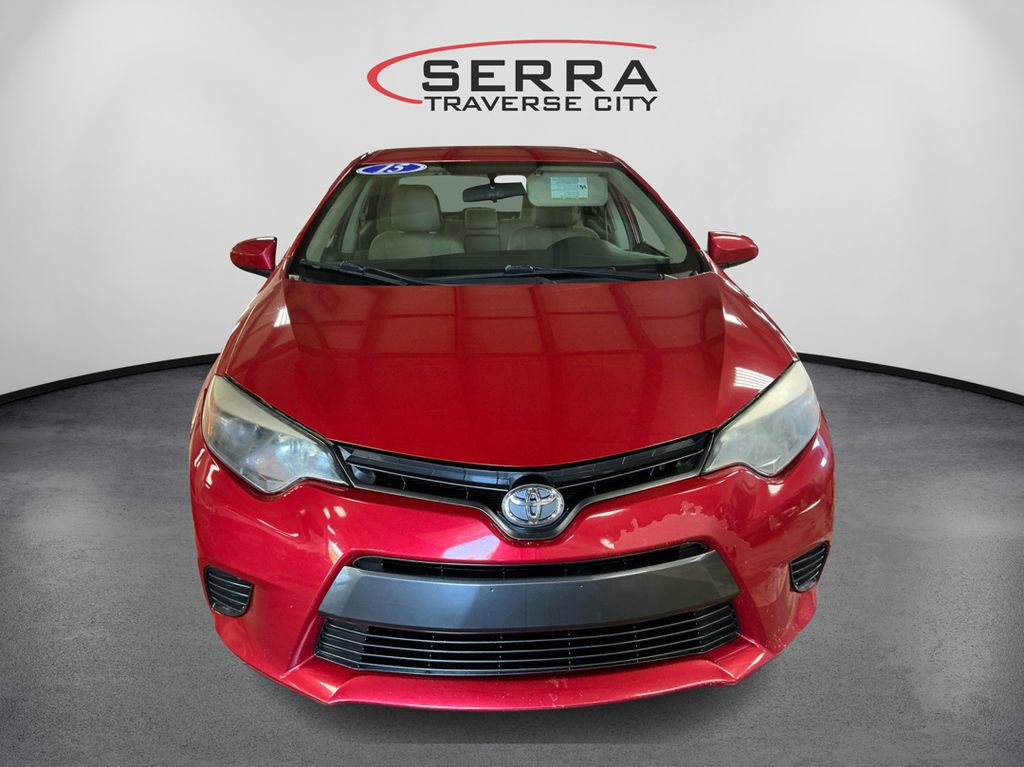 2015 Toyota Corolla LE photo 2
