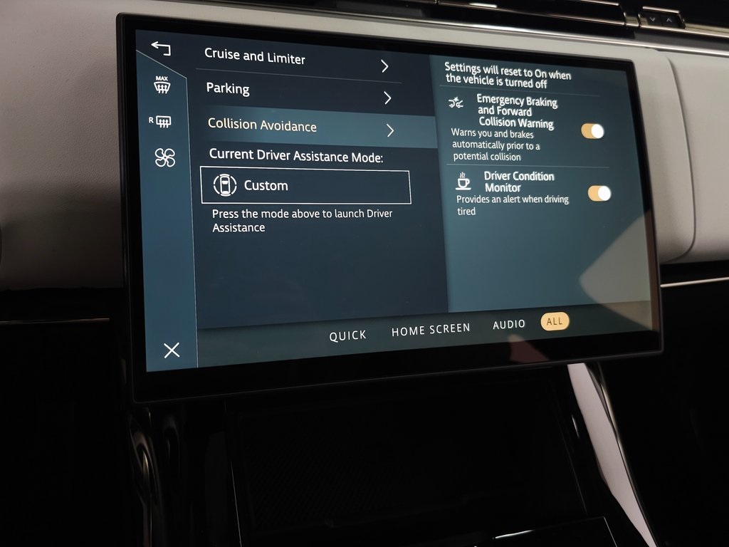 2025 Land Rover Range Rover Sport SE photo 19