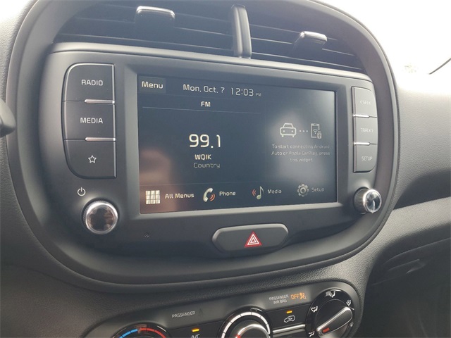 2025 Kia Soul LX photo 14