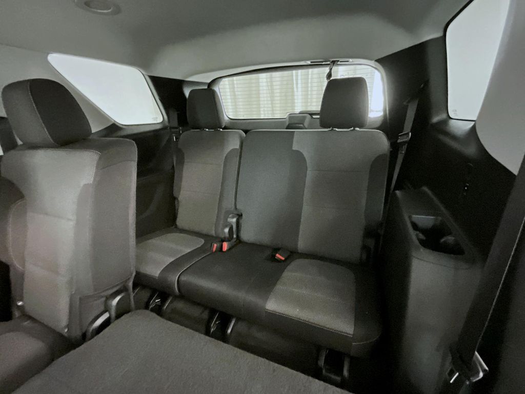 2019 Chevrolet Traverse LS photo 17