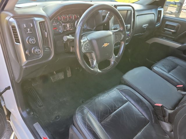 2017 Chevrolet Silverado 2500HD LT photo 3