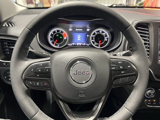 2022 Jeep Cherokee Trailhawk photo 6