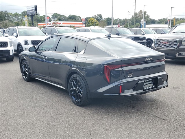 2025 Kia K4 GT-Line Turbo photo 4