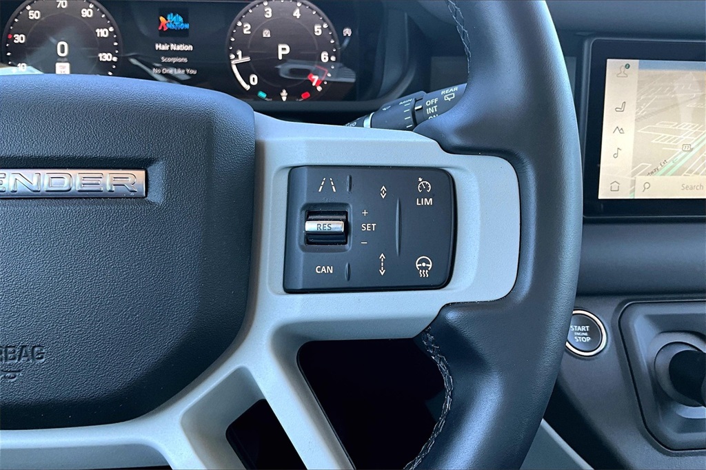 2024 Land Rover Defender 110 S photo 20