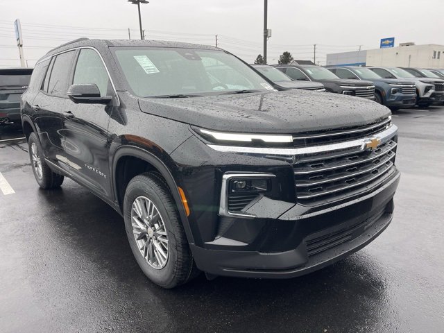 2026 Chevrolet Traverse LT's photo