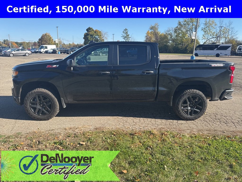 2022 Chevrolet Silverado 1500 Custom Trail Boss photo 2