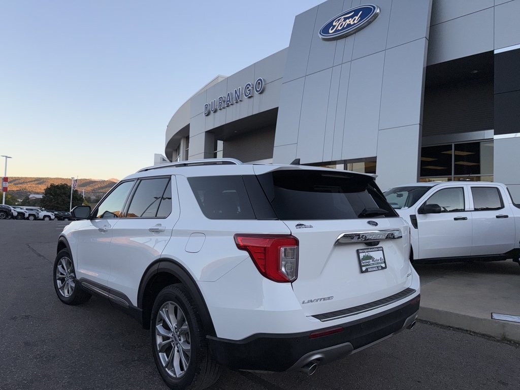 2024 Ford Explorer Limited photo 3