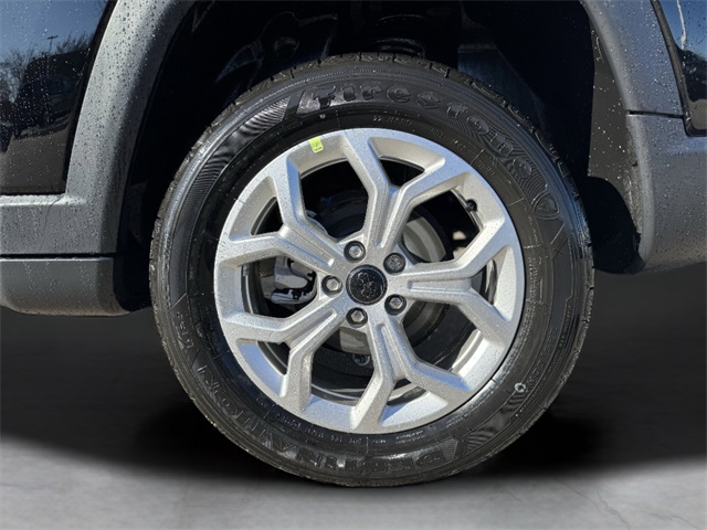 2025 Jeep Compass Latitude photo 8