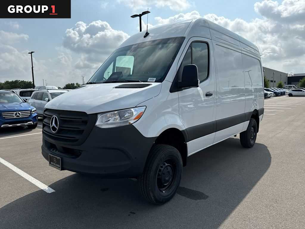 2025 Mercedes-Benz Sprinter Cargo Van Base's photo