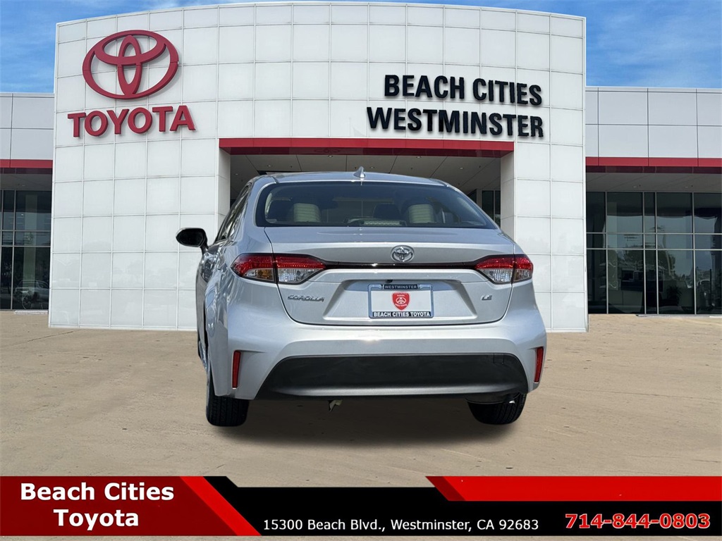 2024 Toyota Corolla LE photo 9