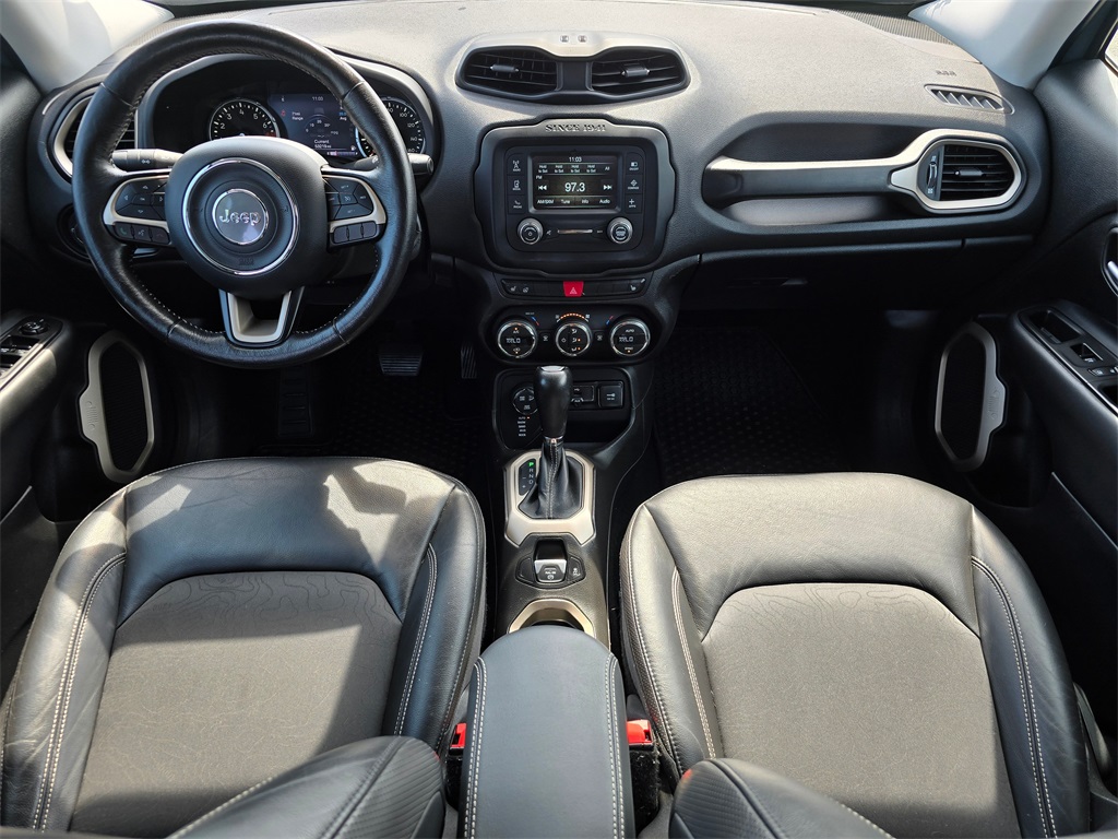 2017 Jeep Renegade Trailhawk photo 16