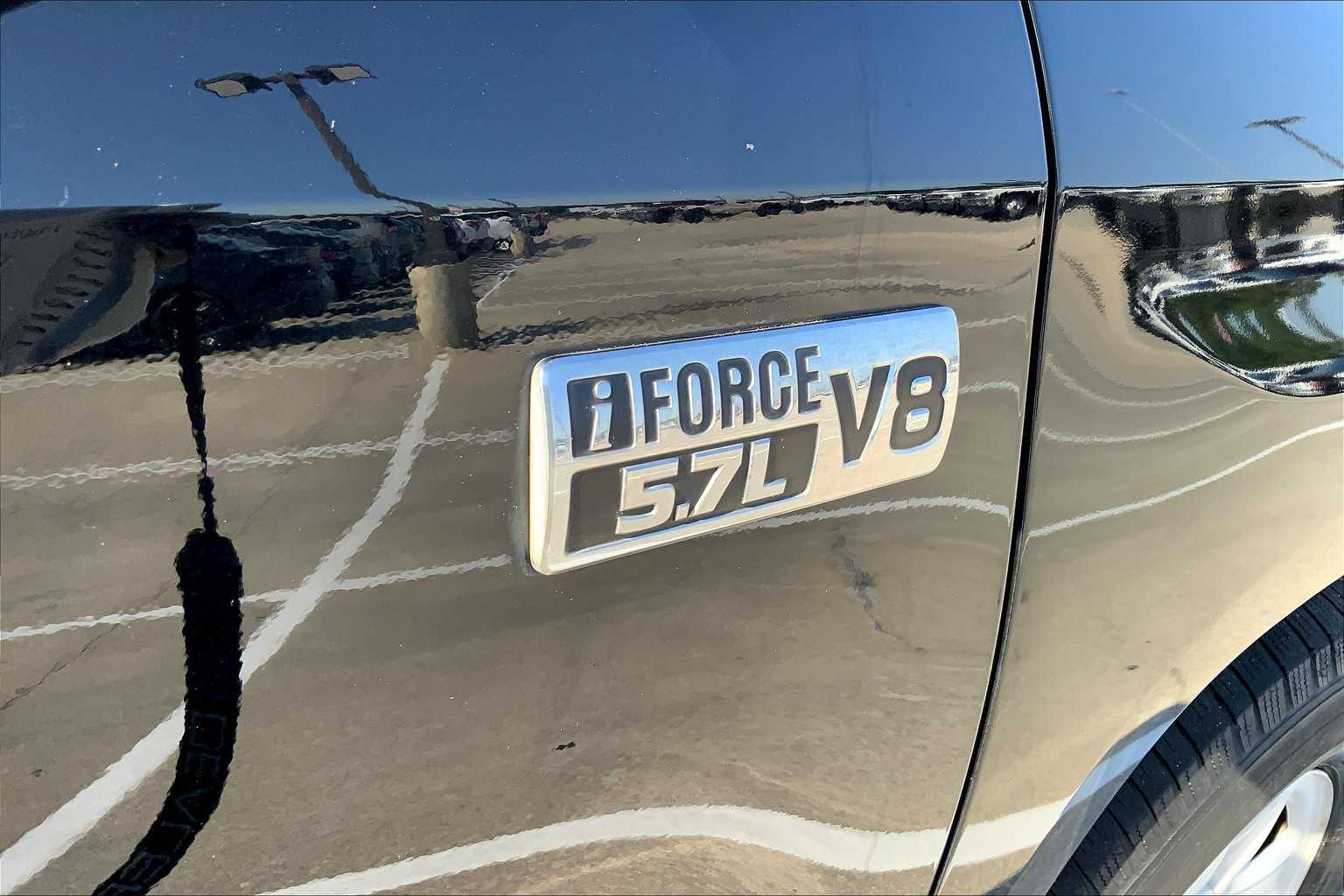 2020 Toyota Tundra SR5 Grade photo 26