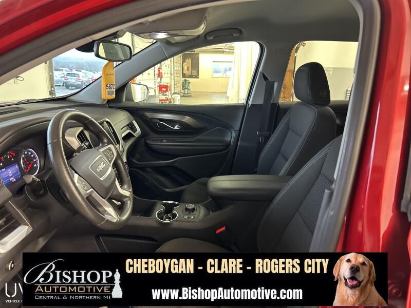 2023 Gmc Terrain SLE photo 4