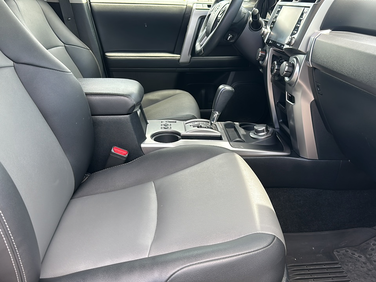 2021 Toyota 4Runner SR5 Premium photo 10
