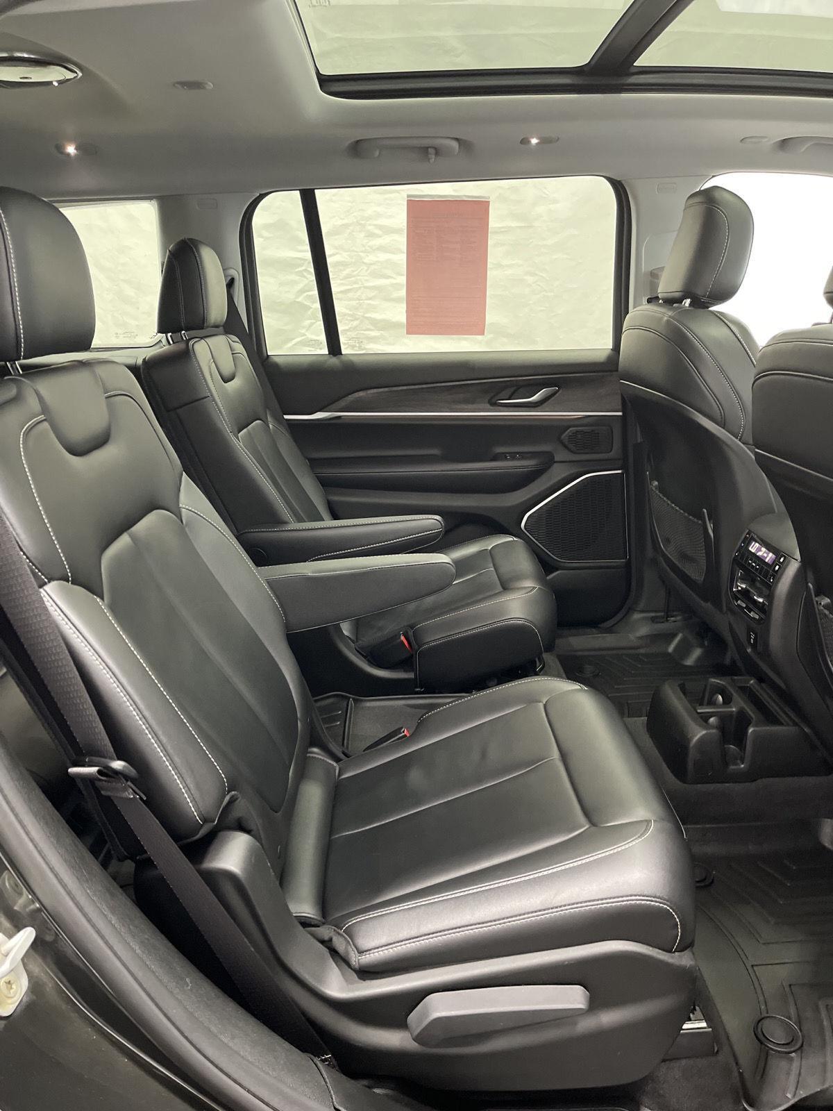 2021 Jeep Grand Cherokee Limited photo 15