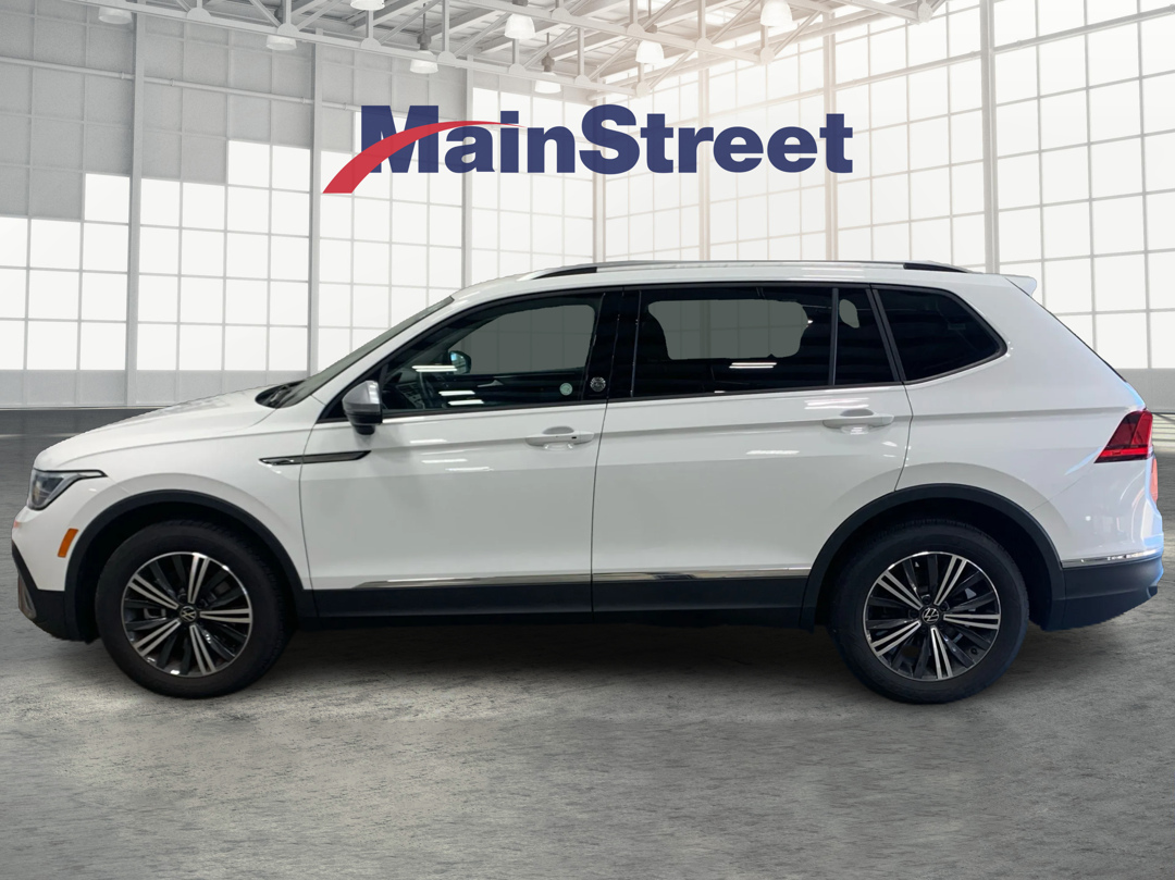 Used 2024 Volkswagen Tiguan SE with VIN 3VV3B7AX6RM203319 for sale in Kansas City